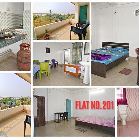 Taj Residency Holiday Homestay -Entire 1Bhk & 2Bhk Private Apartments -Call 767Ooo54Oo Jorhat Bagian luar foto