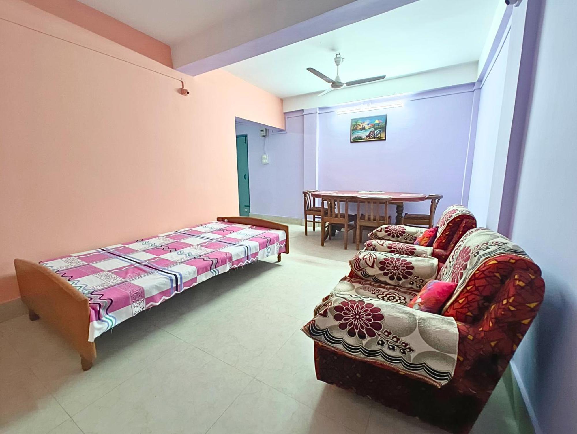 Taj Residency Holiday Homestay -Entire 1Bhk & 2Bhk Private Apartments -Call 767Ooo54Oo Jorhat Bagian luar foto