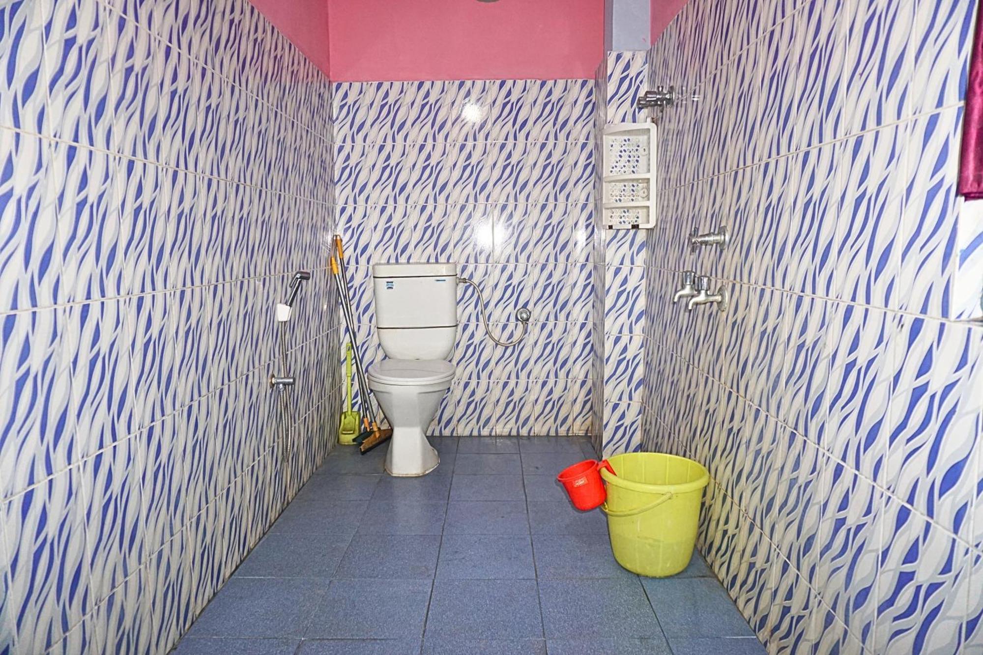 Taj Residency Holiday Homestay -Entire 1Bhk & 2Bhk Private Apartments -Call 767Ooo54Oo Jorhat Bagian luar foto