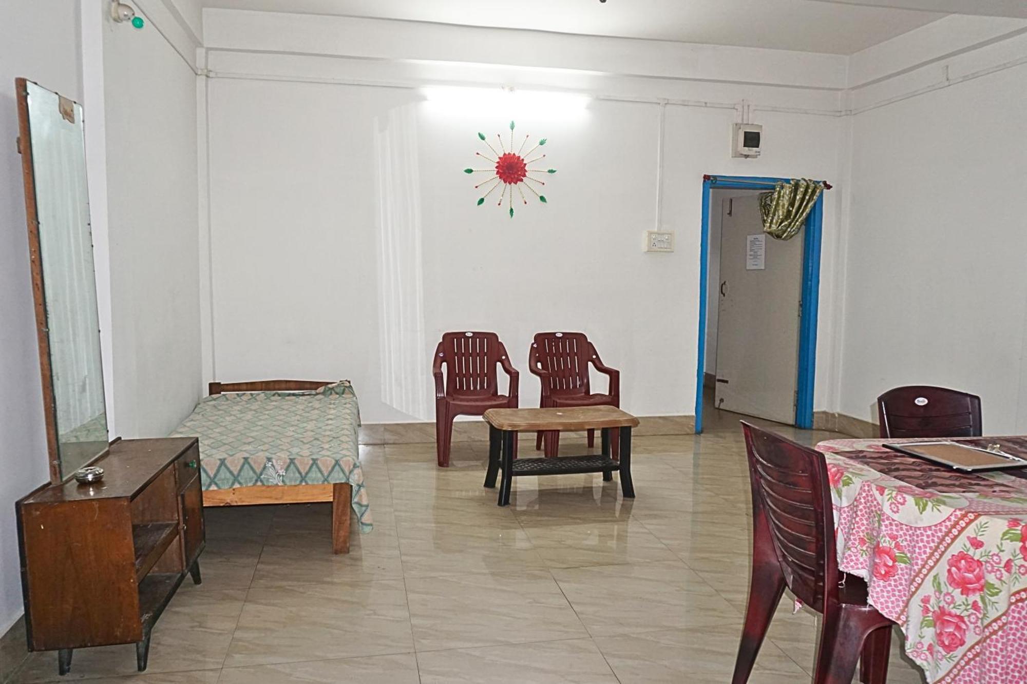 Taj Residency Holiday Homestay -Entire 1Bhk & 2Bhk Private Apartments -Call 767Ooo54Oo Jorhat Ruang foto